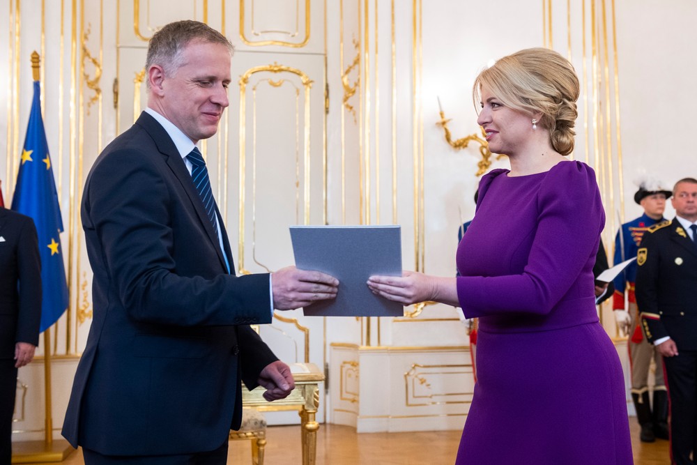 20231505_nova_vlada_prezidentka_40958555