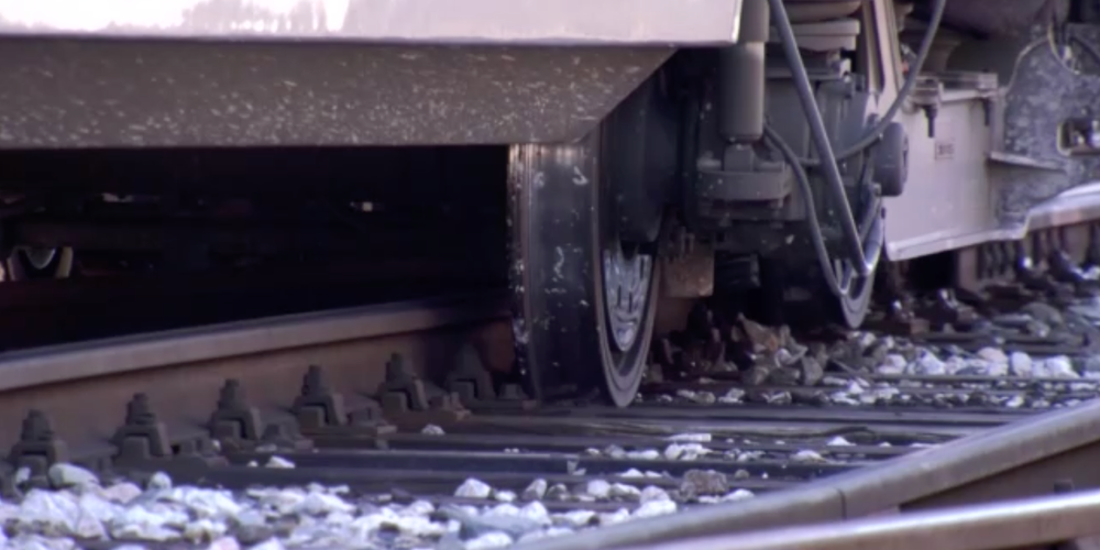 Na hlavnej stanici v Breze sa vykoľajil osobný vlak