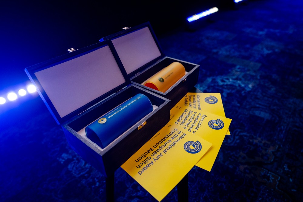 Ocenenia pre víťazné dokumenty