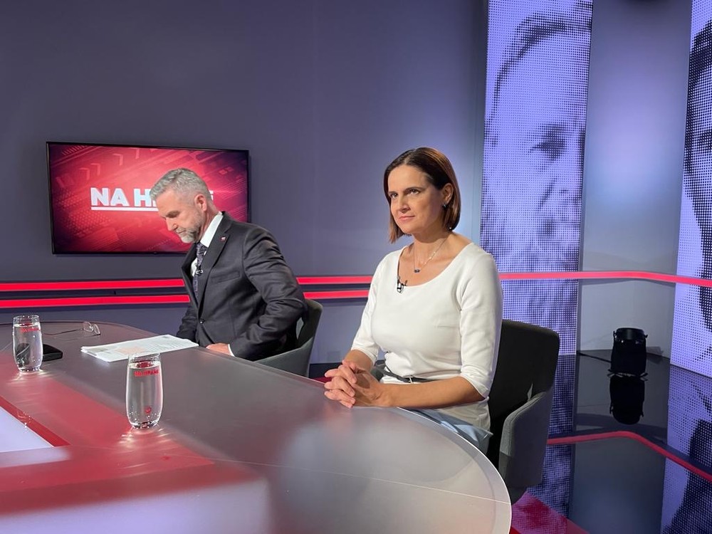 5ee6812a-595c-429e-9e27-20de5dc392cb