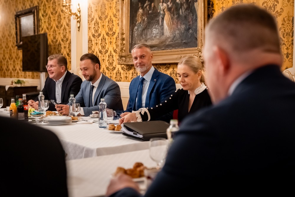 136. rokovanie vlády SR 8. apríla 2026 v Bratislave