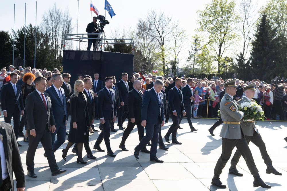 Spomienka na bratislavskom Slavíne 5