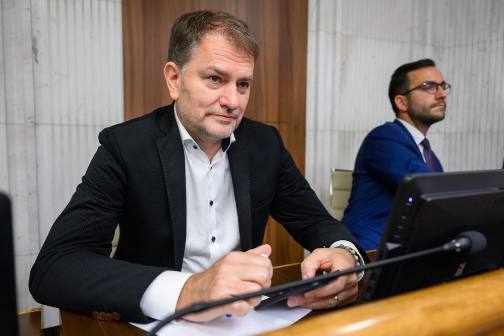 Rokovanie Národnej rady SR o návrhu na vyslovenie dôvery vláde