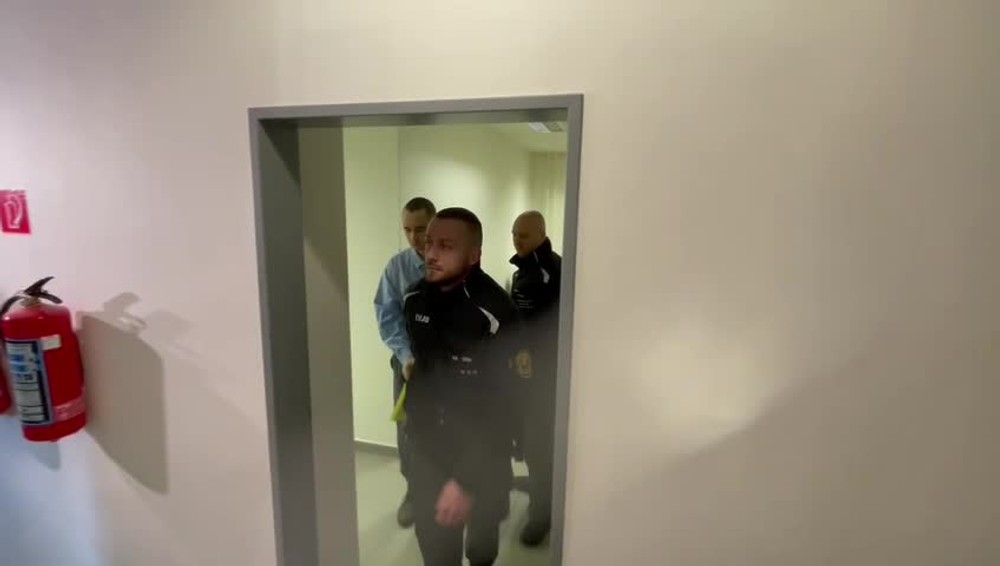 [multi] Sud vrah internát 11320