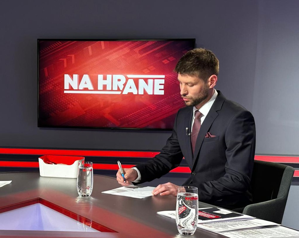 bdf7d72e-d575-45ed-b01a-9791c3a3bf47