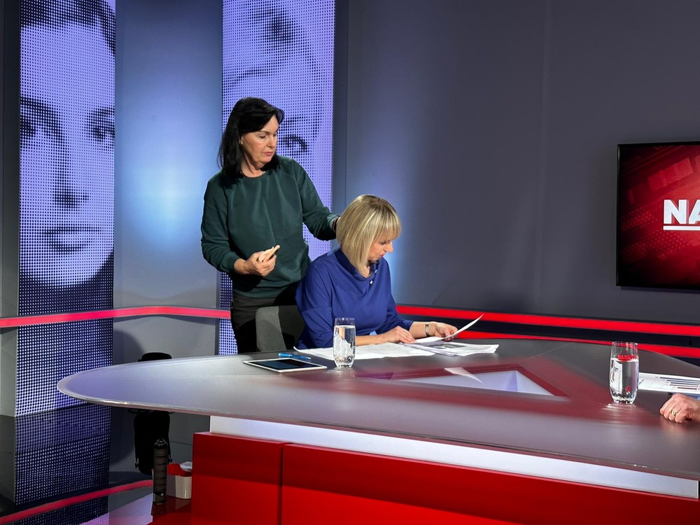 8b8fefd9-6980-4b0d-94f0-e035680e6fc6