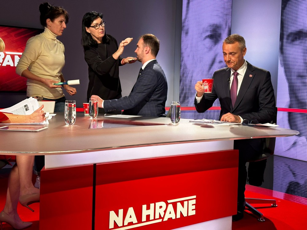 ac0c364b-f2f3-48ba-bb6e-049227822f89