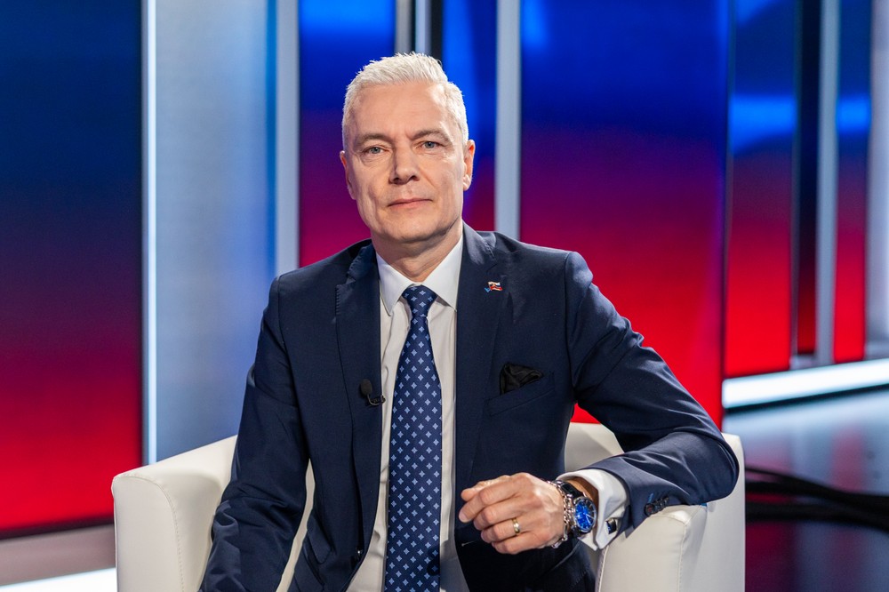 Jan Ferencak Politika 24