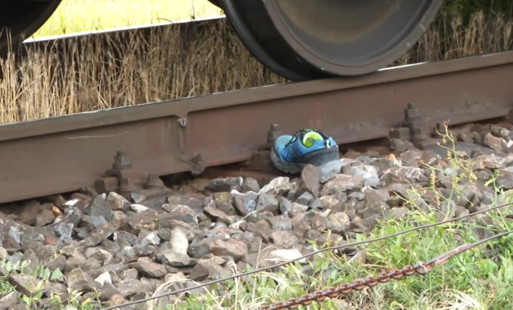 Cyklistu zachytil vlak