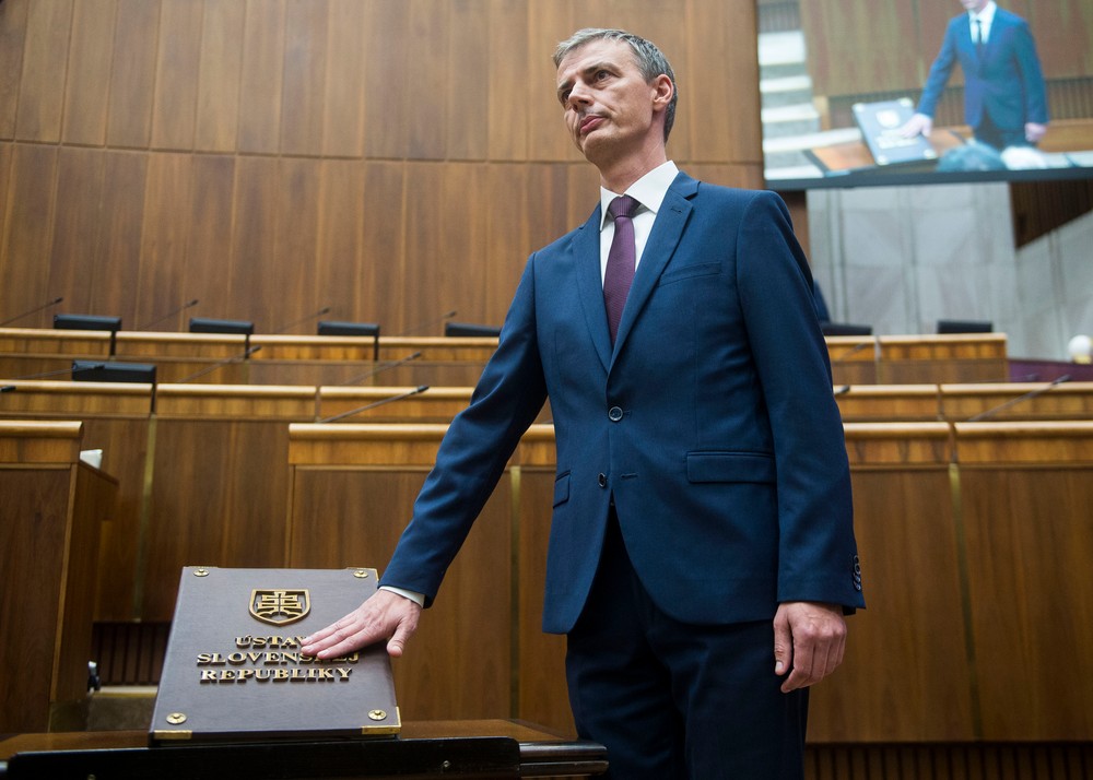 poslanec Igor Válek náhradník Smer - SD