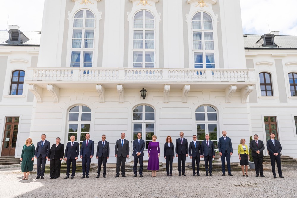 Prezidentka vymenovala vládu odborníkov