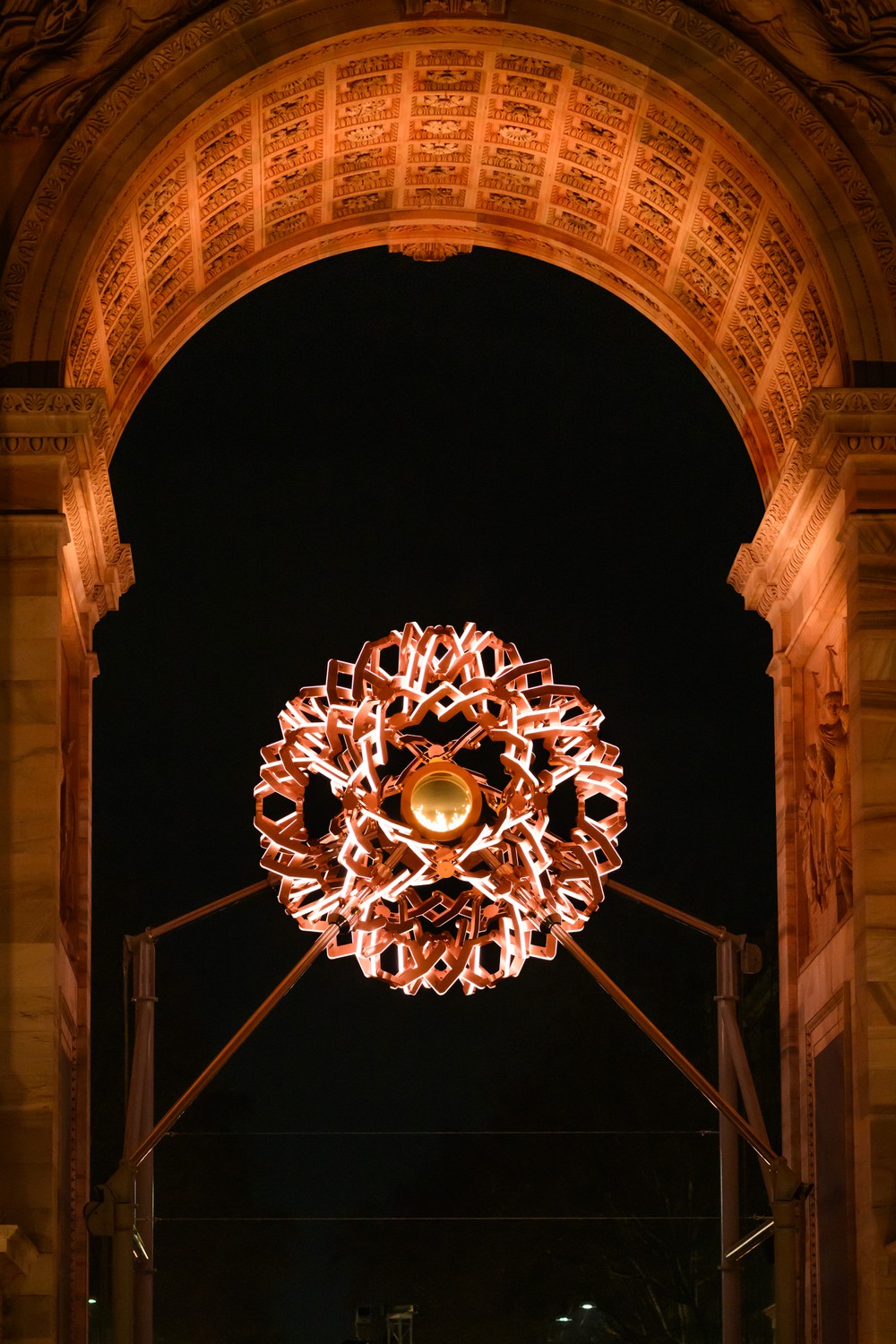 20260702_ZOH_olympijsky_ohen_01191664