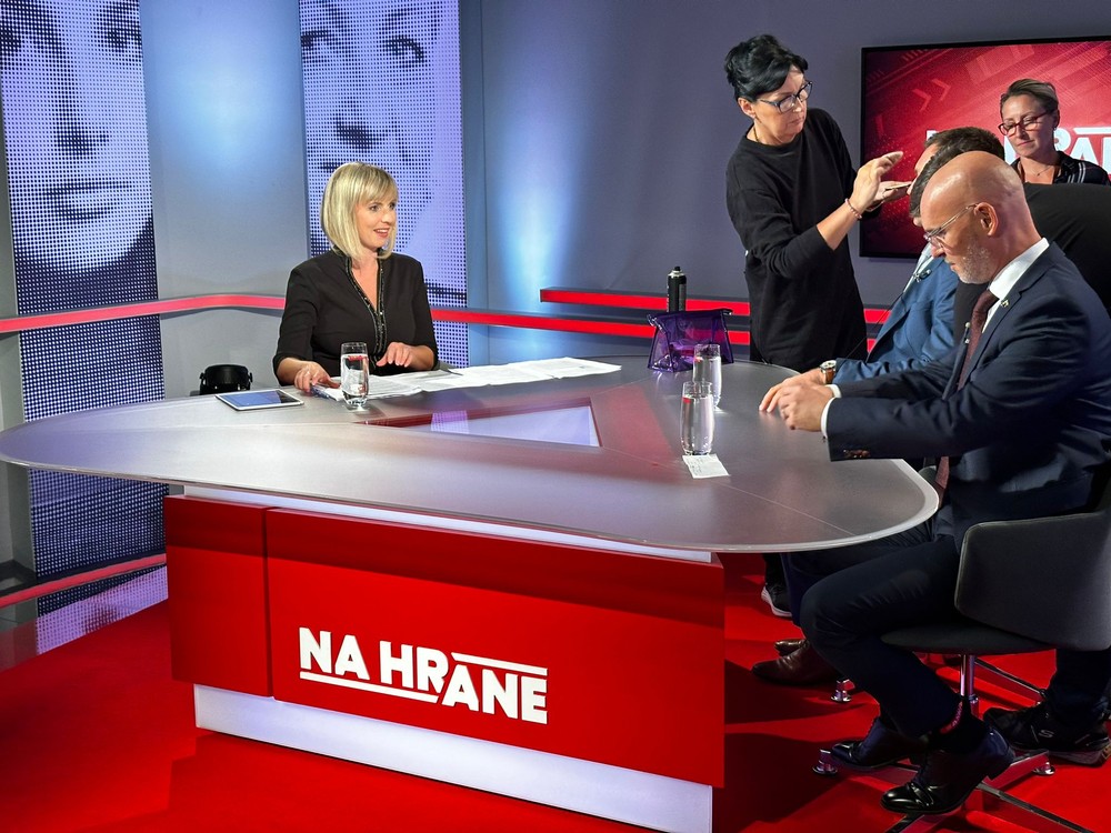 58143111-ee89-4a83-ab68-9e7eaa7ddef8