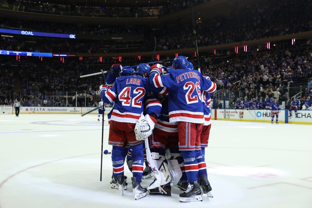 Lightning_Rangers_Hockey720805
