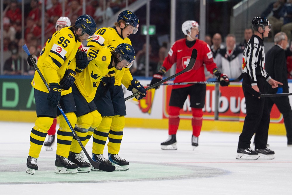 Switzerland_World_Championship_Ice_Hockey380490
