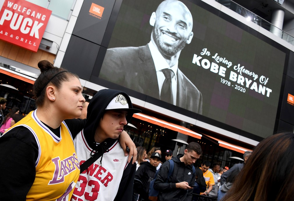 Kobe Bryant zahynul s dcérou pri páde helikoptéry