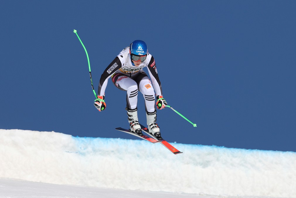 Italy_Alpine_Skiing_World_Cup_16584-84dfdca169c94f09be21039ba722a018_Vlhova