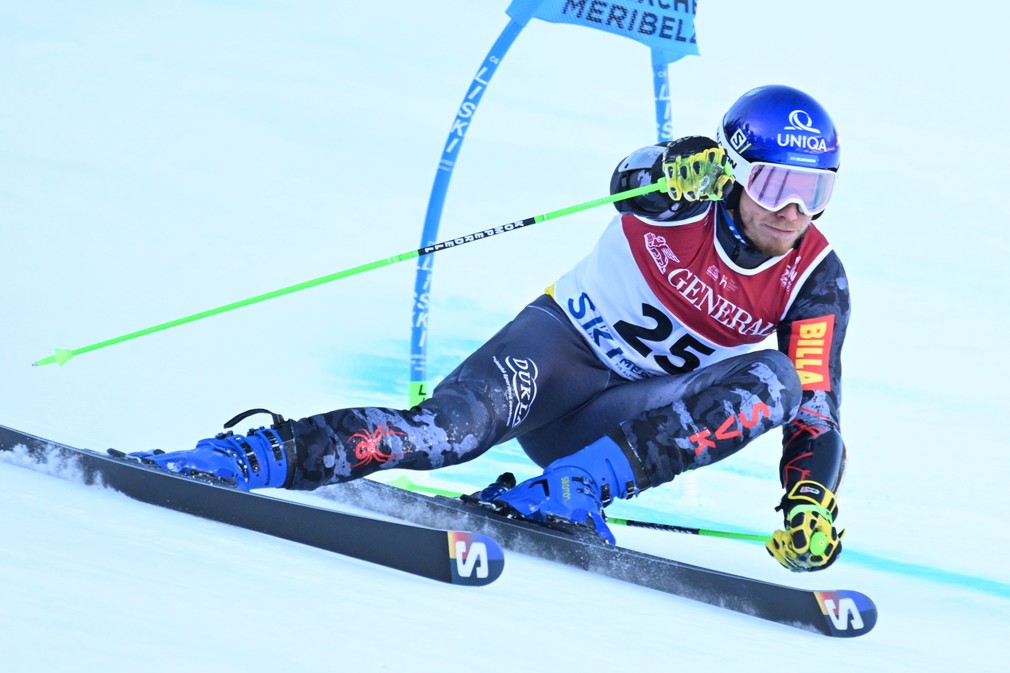 Adam Žampa počas 1. kola obrovského slalomu mužov na MS v alpskom lyžovaní vo francúzskom stredisku Courchevel-Méribel