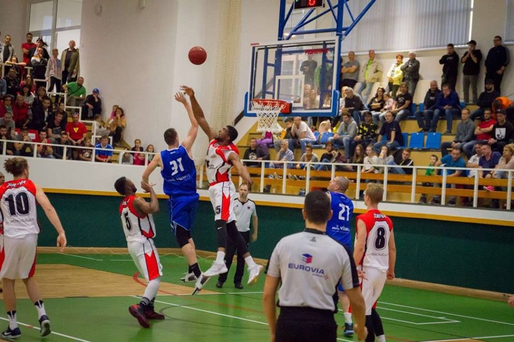 PP&TV Raj Žilina - VŠEMvs Karlovka Bratislava 79:81.jpg