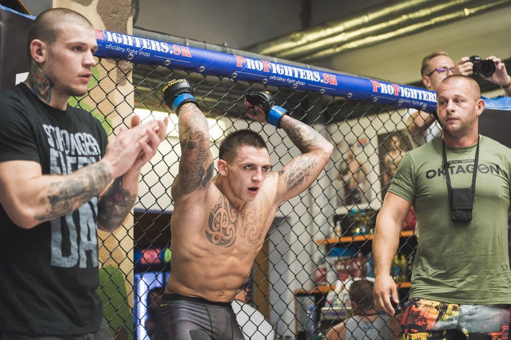 Oktagon VÝZVA MMA - Boráros Vs. Bartl