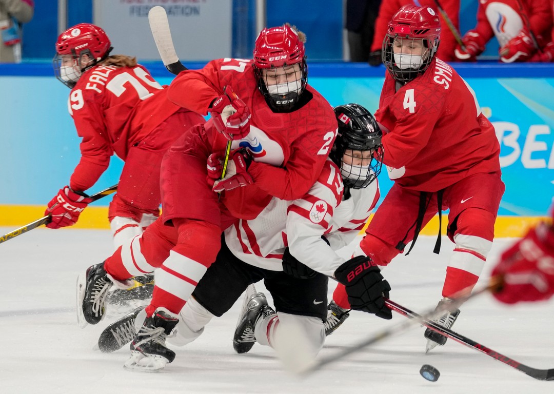 Beijing_Olympics_Ice_Hockey_68021-c30793a223cd458ca23e90c8592a8c68