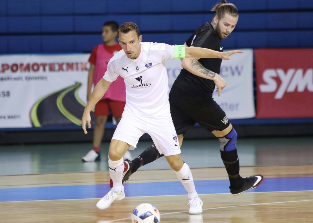 Liga Majstrov, Pinerola Bratislava - Vaengir Júpiters (Island)