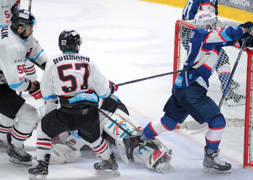 2.semifinále HK Nitra - HC ´05 iClinic Banská Bystrica