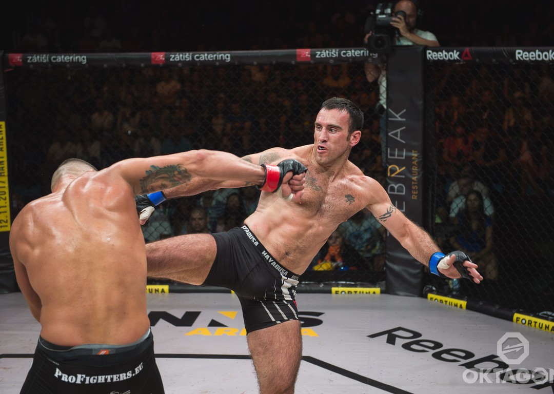 Attila Végh vs. Paul Byrne