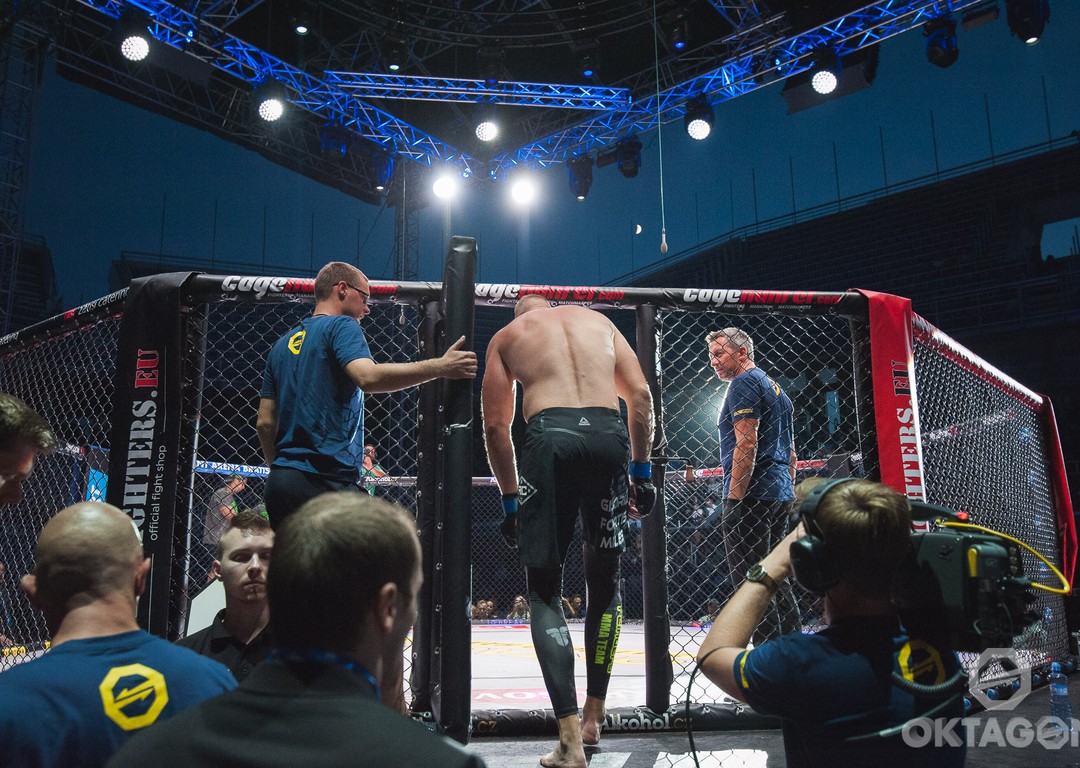​Alexander Cverna vs. Bob Voves