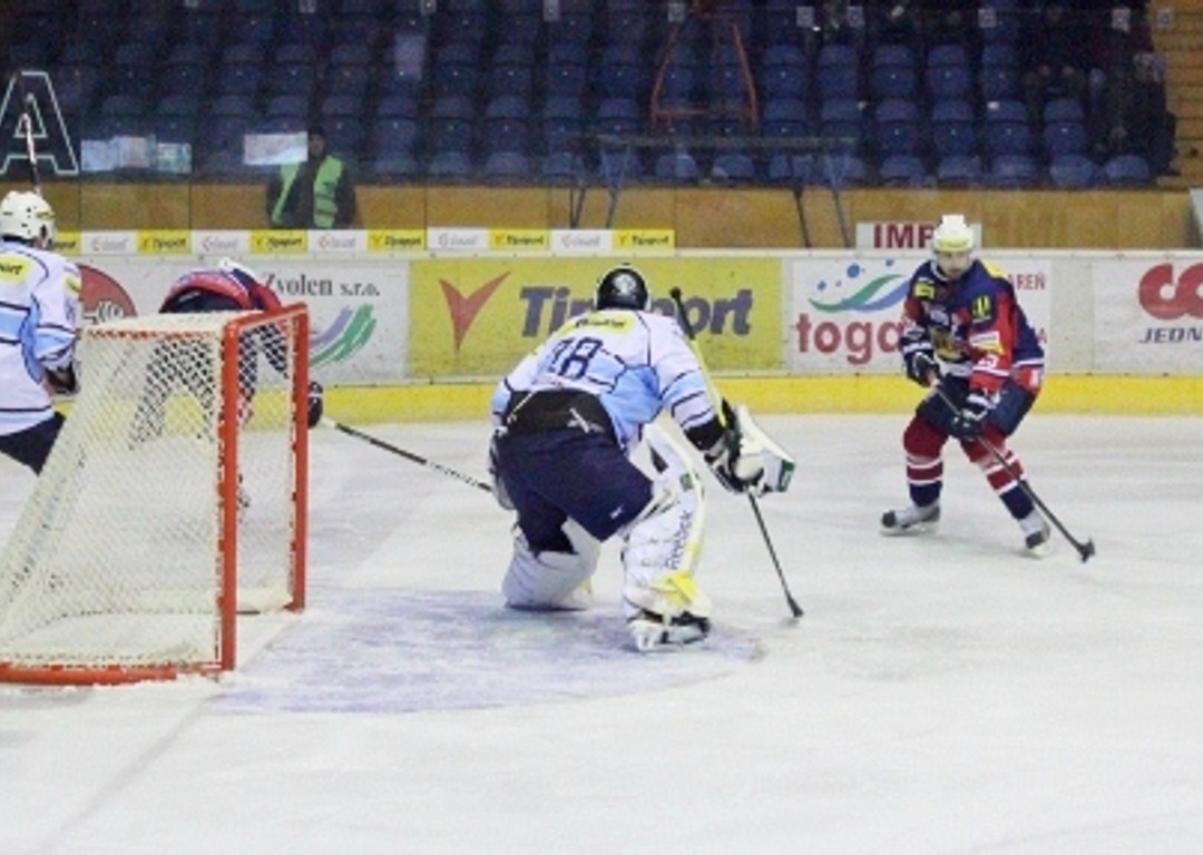 ZV NR 25 kolo 03