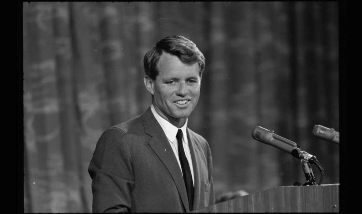 Robert Kennedy: Ve stínu úspěchu