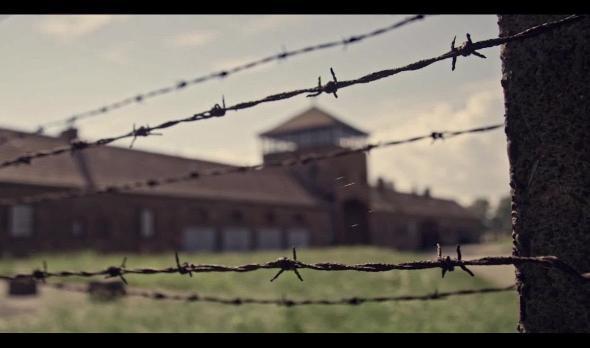 Auschwitz: Příběh 33 artefaktů