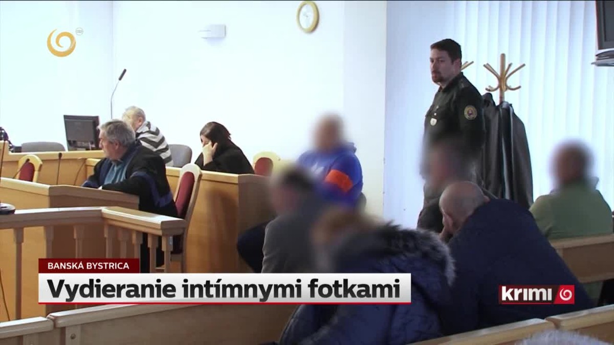 Vydieranie intímnymi fotkami