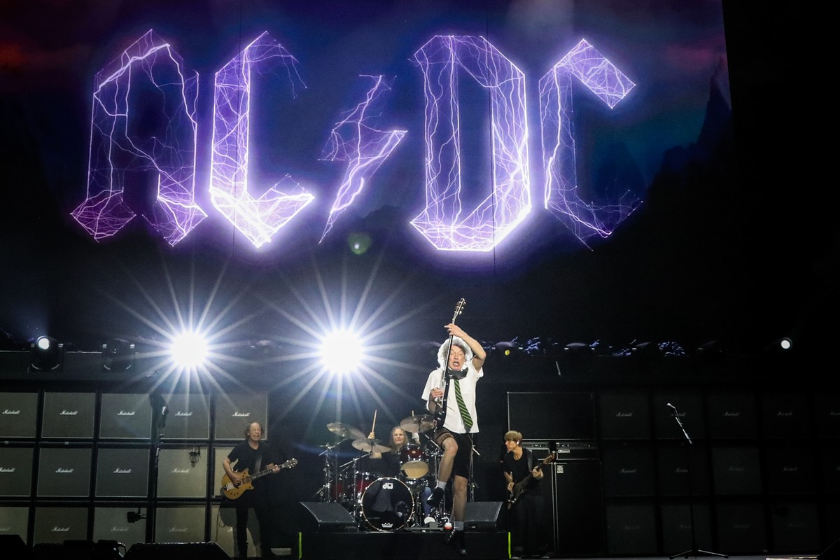Bratislava sa pripravuje na nápor ľudí. Na koncert AC/DC príde viac ako stotisíc fanúšikov