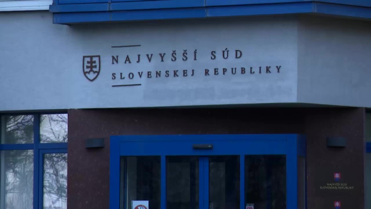 Najvyšší súd rozhodol: Culku a Zvěřinu prepustil z väzby na slobodu
