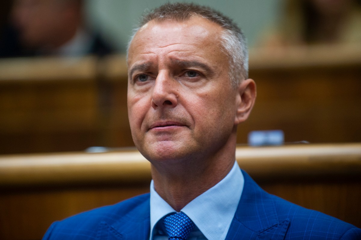 Predseda NR SR je po skoro roku zvolený: Je ním Richard Raši