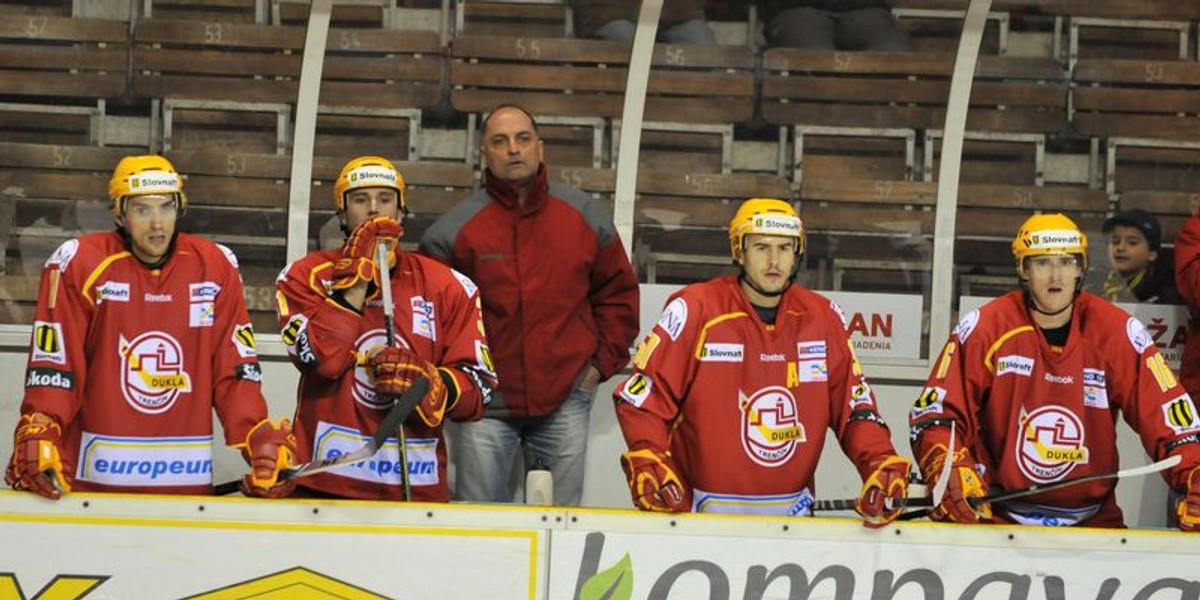 Trenčianski vojaci vyliezli zo zákopov a bojujú o play off