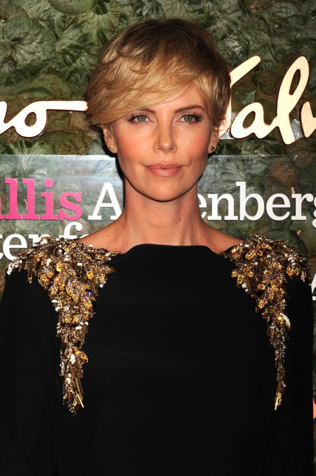 Charlize Theron Playboy hlavná Charlize Theron