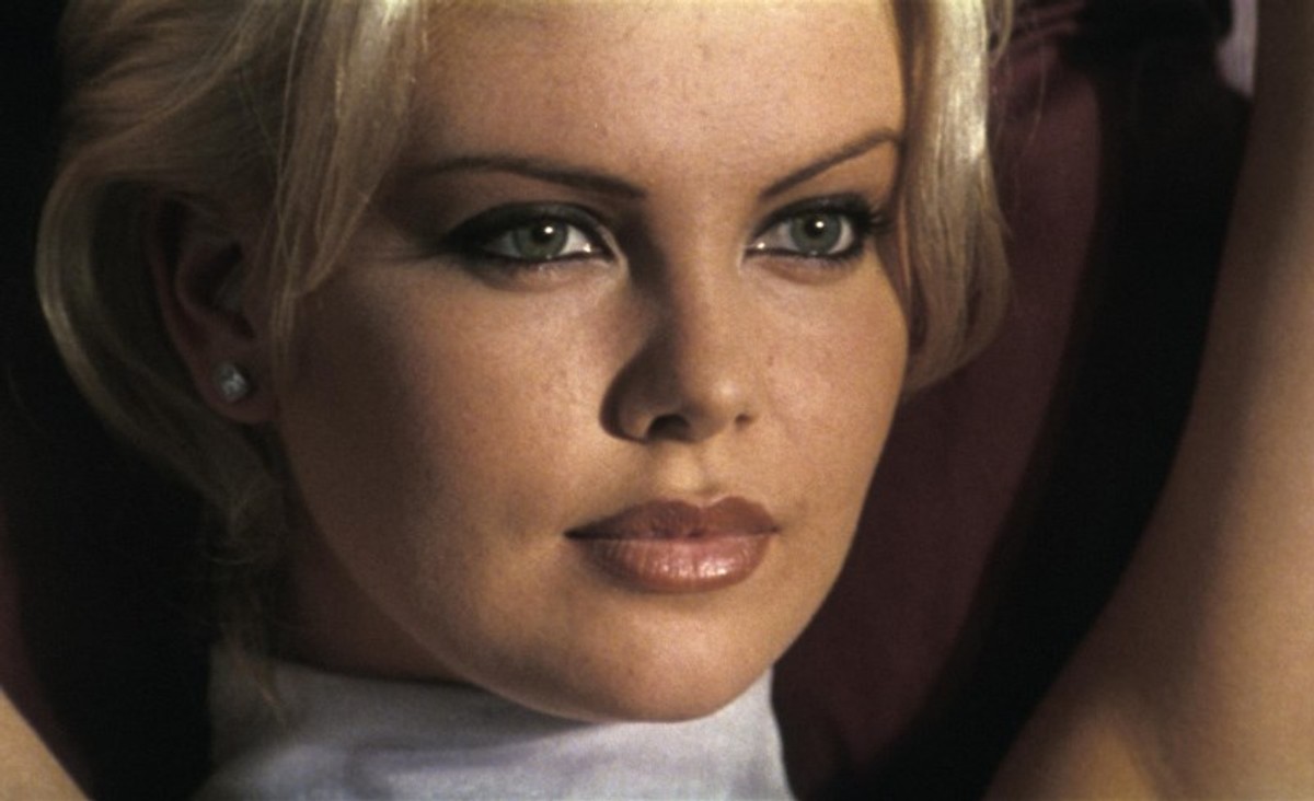 Charlize Theron Playboy hlavná Charlize Theron