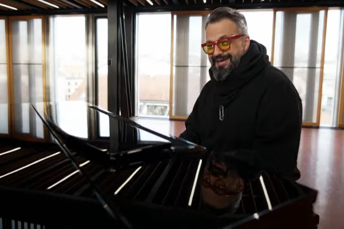 ČEKOVSKÝ prehovoril o titulnej piesni k hitu A SME TU: Pri odpovedi prišlo VEĽKÉ PREKVAPENIE!