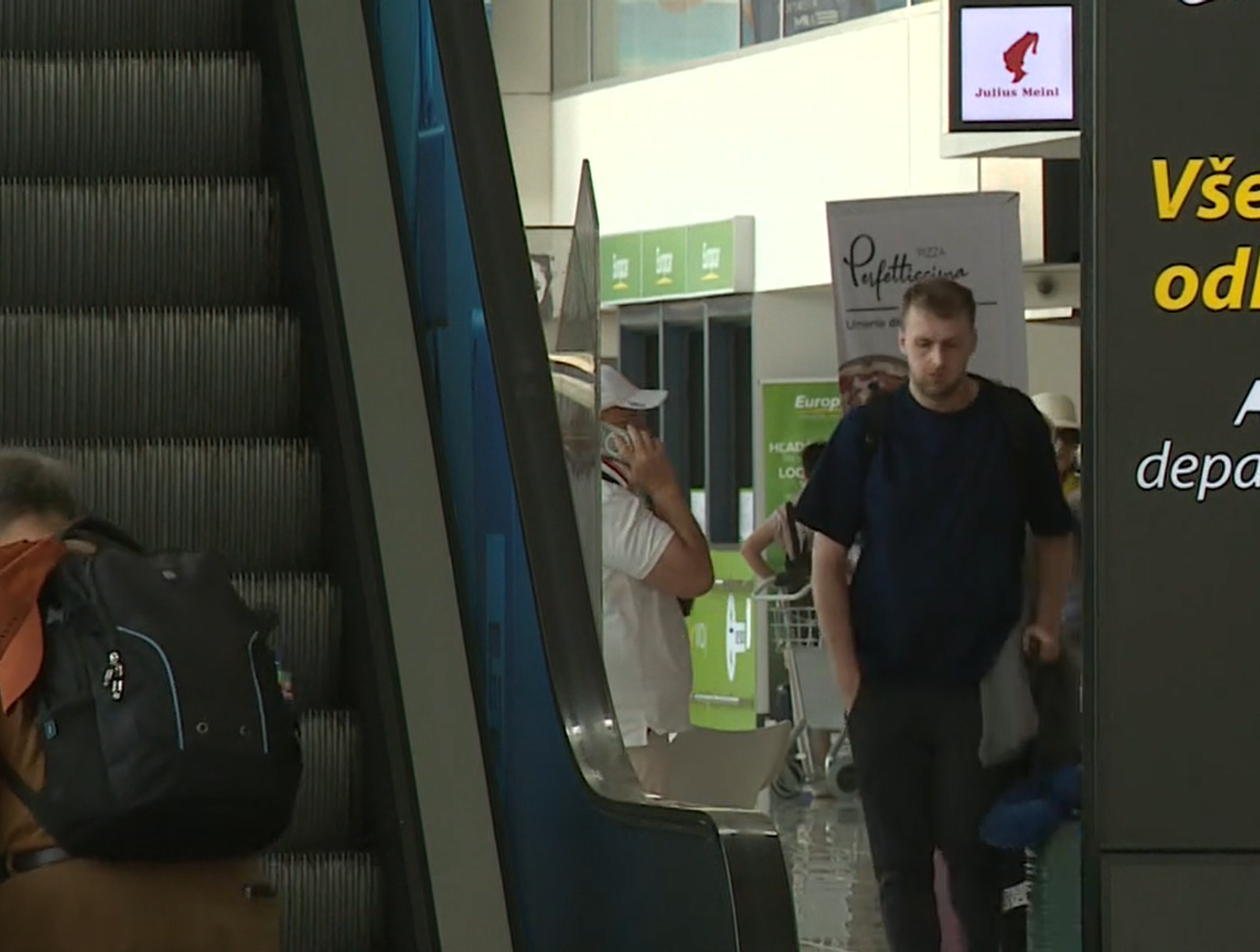 Viedenské letisko ohlásilo veľkú zmenu. Odletíte aj s dvojlitrovou fľašou