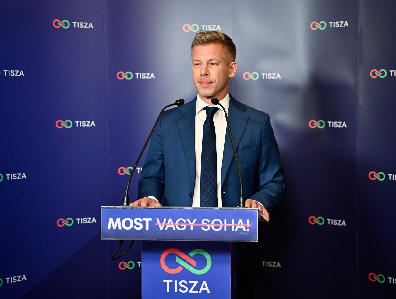 ONLINE: Tisza má podľa priebežných výsledkov väčšinu v maďarskom parlamente