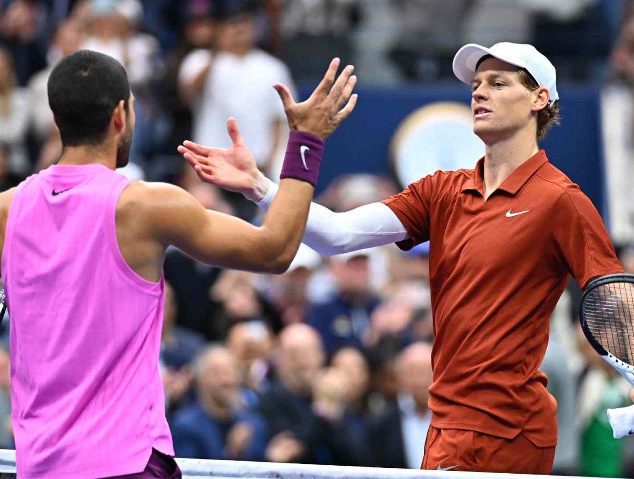 US Open bez SINNERA, návrat ALCARAZA