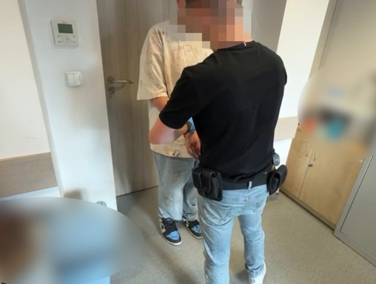 Mladý Slovák je podozrivý z dobodania partnerky vo Varšave. Mužovi hrozí doživotie