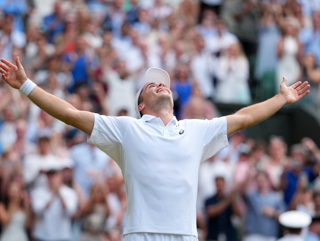 Brit FERY senzačne postúpil do semifinále Wimbledonu, favoritovi uštedril kanára