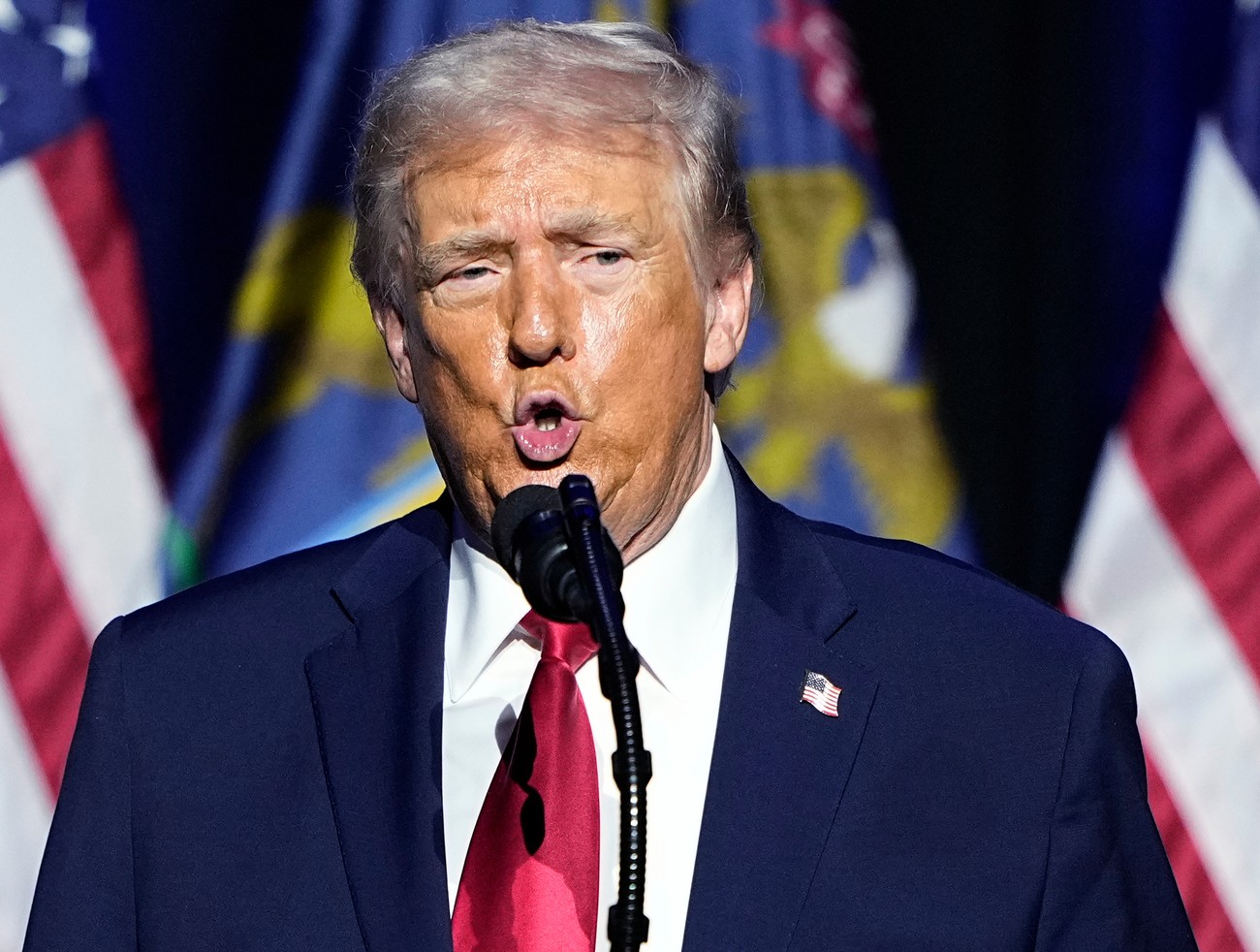 Mierovú dohodu o Ukrajine brzdí Kyjev, Rusko je pripravené, tvrdí Trump