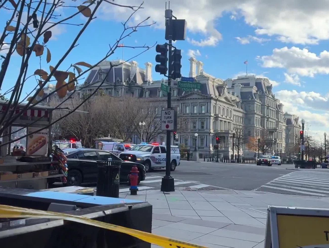 Neďaleko Bieleho domu postrelili dvoch gardistov. Trump útočníka označil za zviera