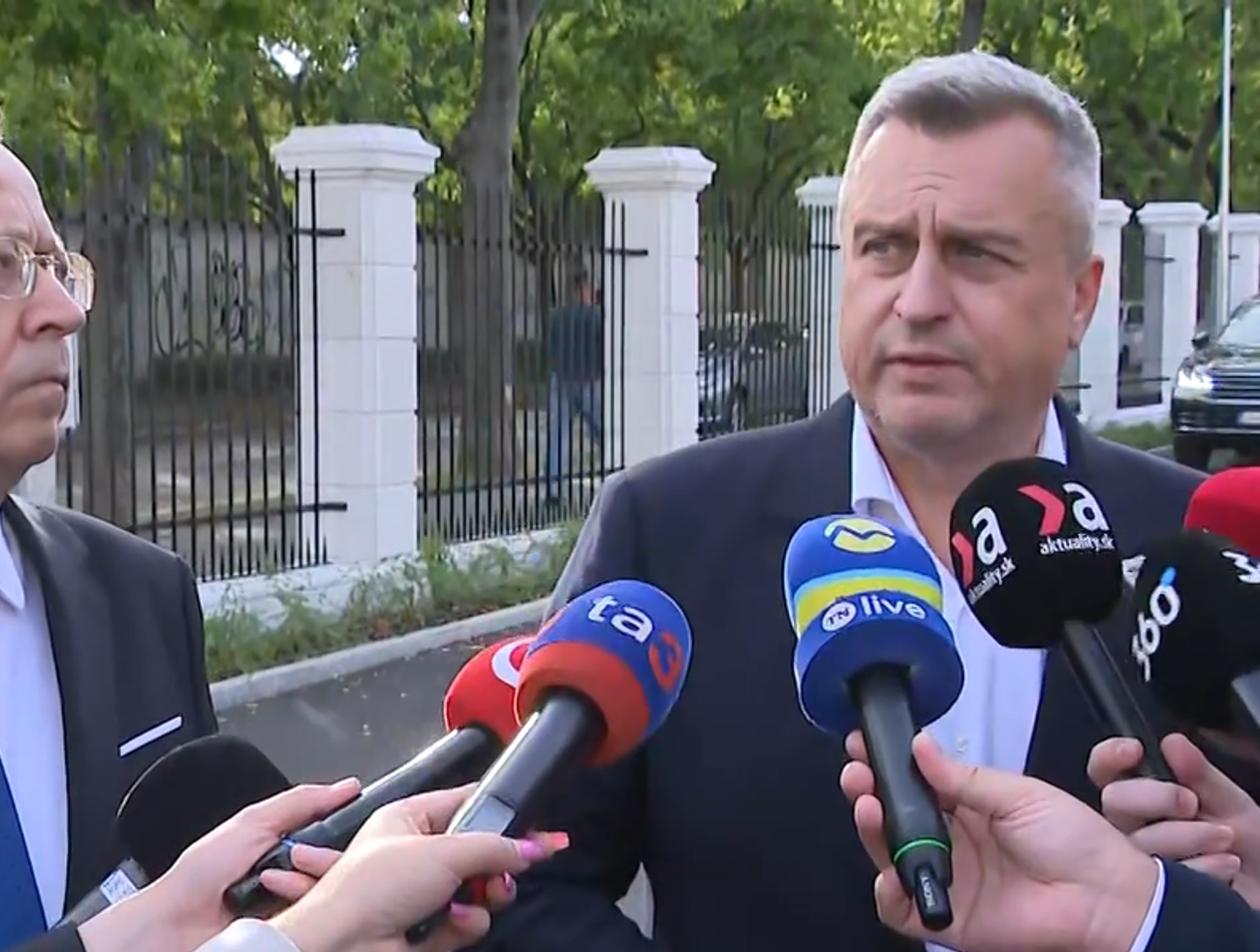 Koalícia sa dohodla na rozpočte: Transakčná daň sa má zrušiť od januára 2028