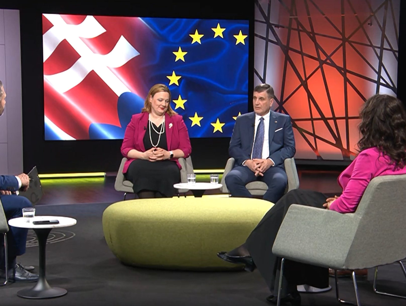 Wiezik varuje pred vážnou situáciou s eurofondmi. Ondruš: „Zdechovský je klamár“