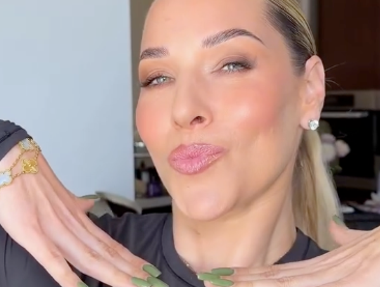 Dominika Cibulková už novú lásku neskrýva: Z exotickej dovolenky sa vrátili vo štvorici!